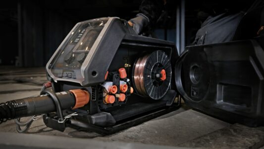 JPG-Medium_HD200-Wire-Feeders-end-use-9